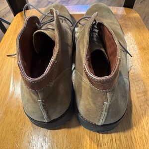 Johnston and Murphy Brown Suede Chukka Boots